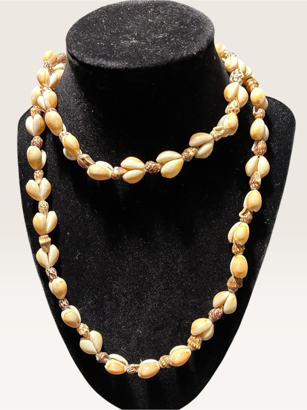 Handcrafted Shell Bead Necklace - Natural Cream